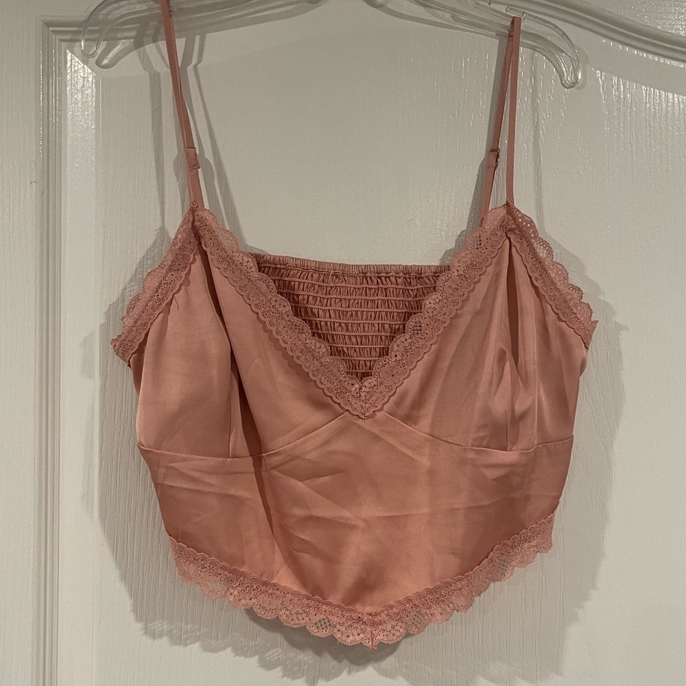 Garage Rose gold/Blush Cropped Cami with Lace Detailing